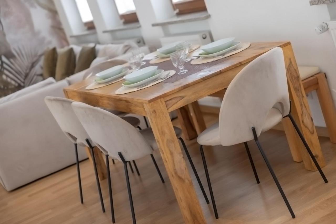 Kaza Guesthouse, Centrally Located 2 & 3 Bedroom Apartments In Augsburg Exteriér fotografie