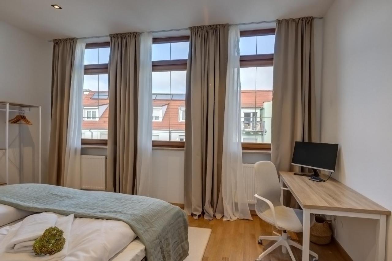 Kaza Guesthouse, Centrally Located 2 & 3 Bedroom Apartments In Augsburg Exteriér fotografie