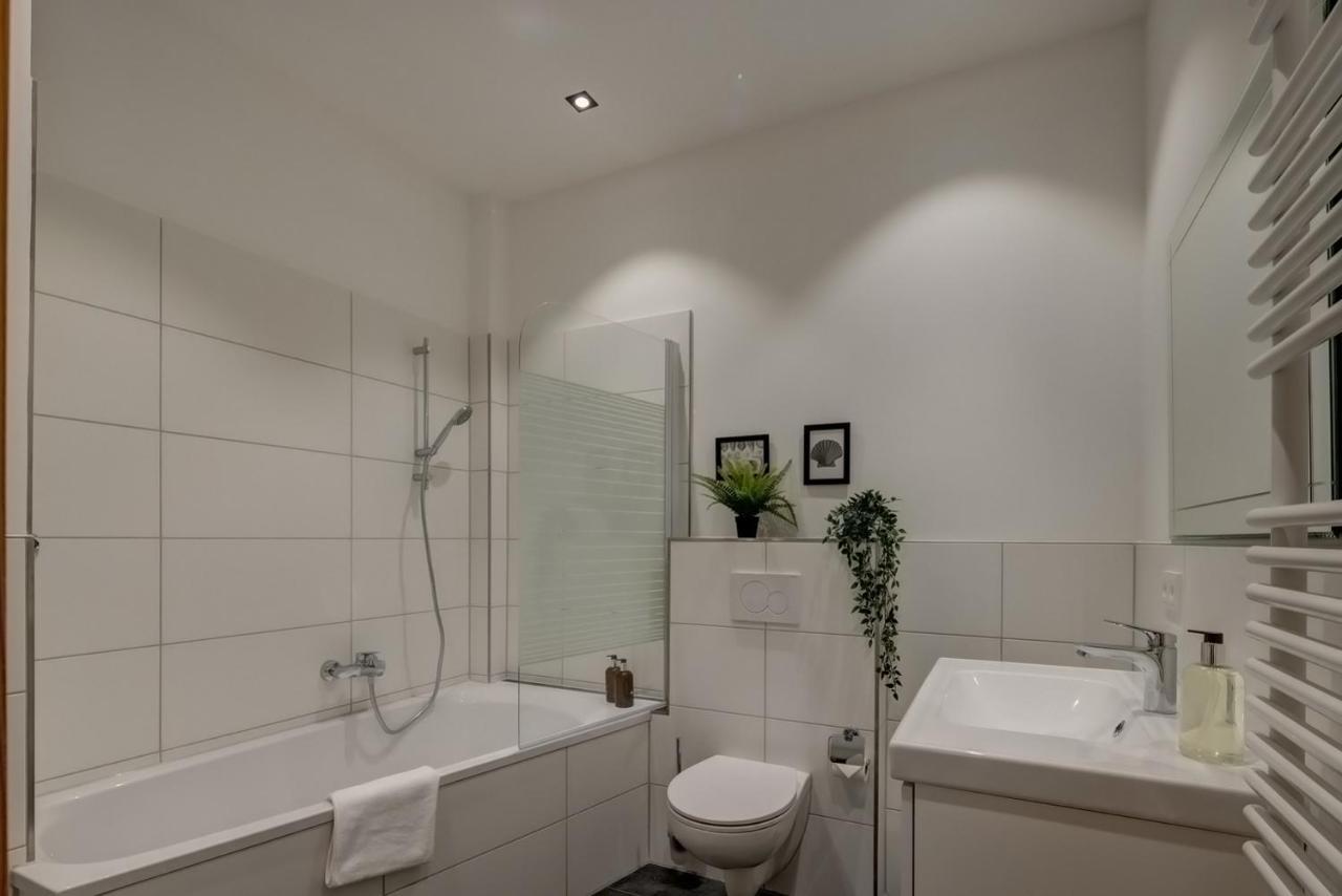 Kaza Guesthouse, Centrally Located 2 & 3 Bedroom Apartments In Augsburg Exteriér fotografie