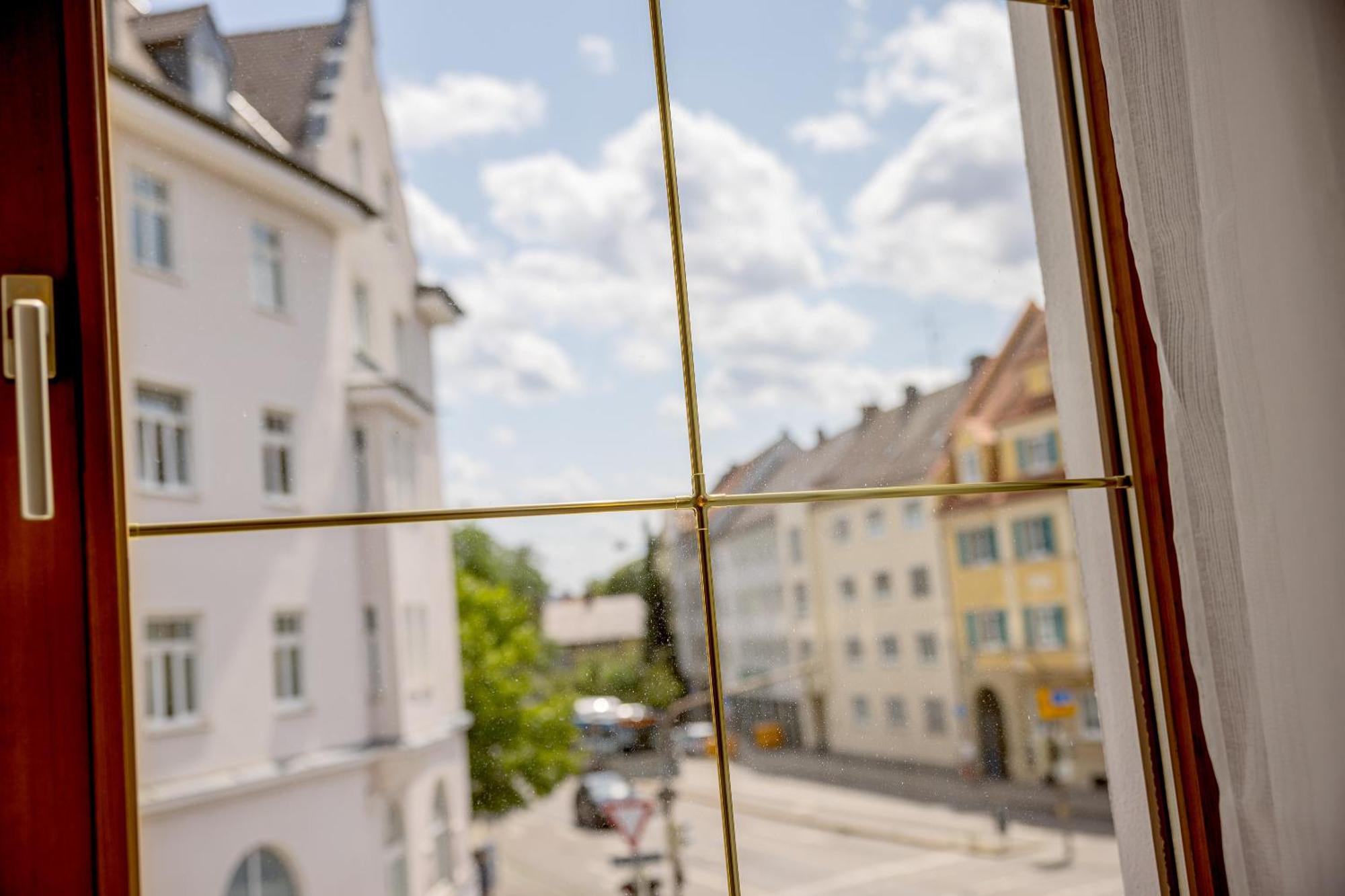 Kaza Guesthouse, Centrally Located 2 & 3 Bedroom Apartments In Augsburg Exteriér fotografie