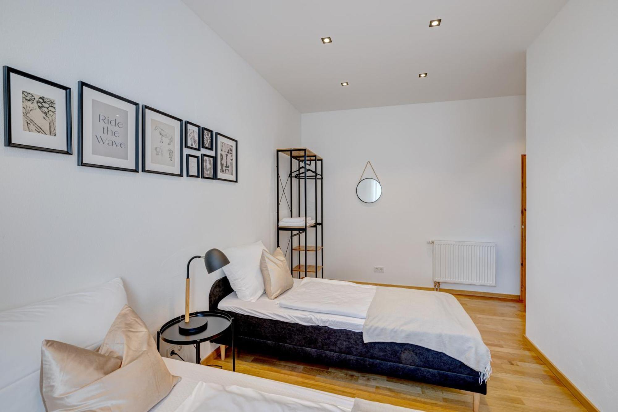 Kaza Guesthouse, Centrally Located 2 & 3 Bedroom Apartments In Augsburg Exteriér fotografie